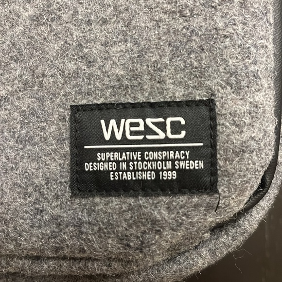 wesc Lee Unisex Messenger Bag NWT - Picture 5 of 9
